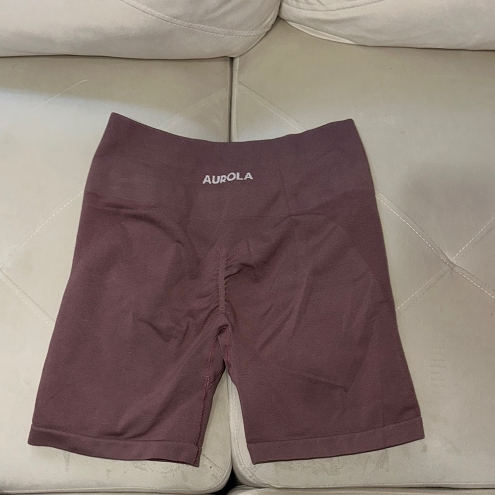 AUROLA Women's intensify workout shorts (screenshot of Amazon listing included)